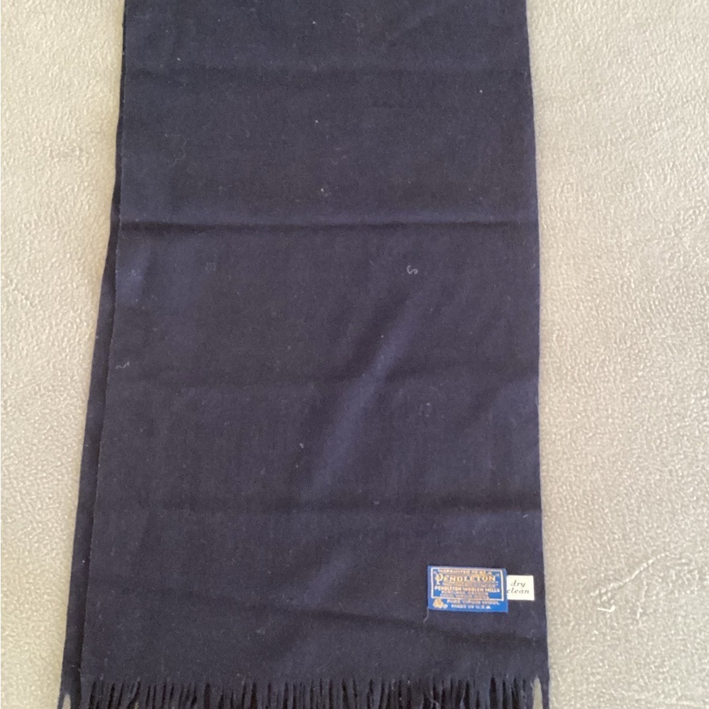 Pendleton Scarf 100% Virgin Wool Navyb Design Measures 12x55 Made in USA